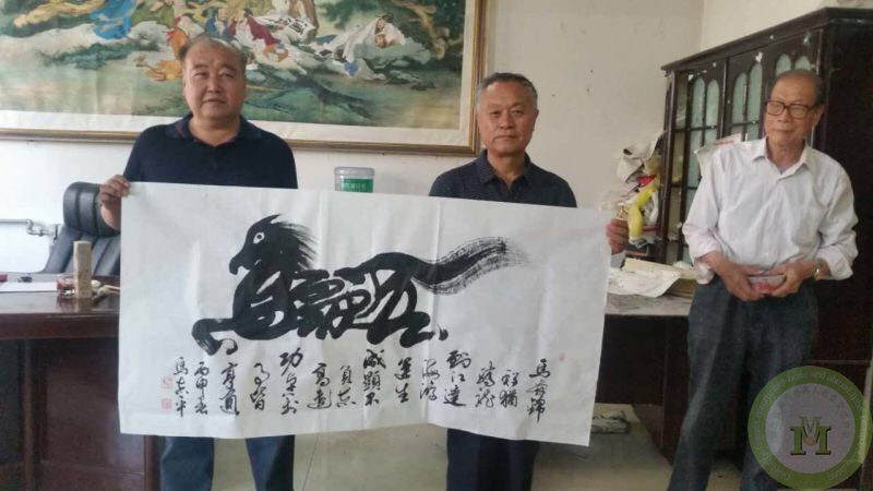 红旗飘飘书画院副院长.海内外名人名企协会执行会长彭敬